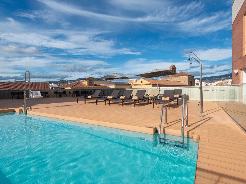 nh hotel málaga 