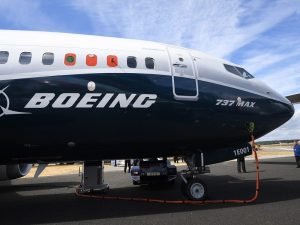 Boeing 737 Max, seguridad aérea, incidentes Boeing 737, problemas aviones, aeronaves inmovilizadas, historia Boeing 737, inspecciones aéreas, seguridad pasajeros, problemas técnicos aviones, historia accidentes Boeing, regulación aérea, control de calidad aviación, investigaciones Boeing, fallos técnicos, problemas Boeing 737 Max, certificación aeronaves, fallos de software, aterrizaje de emergencia, accidentes aviones, impacto flotas aéreas.