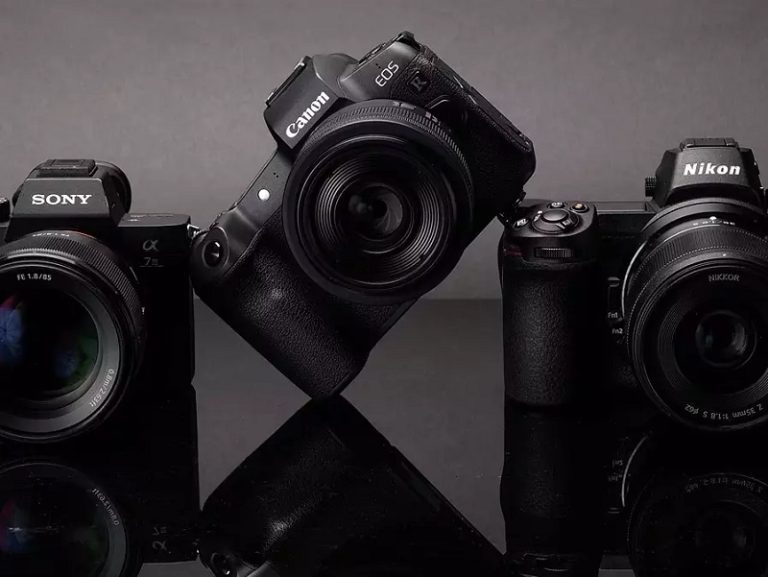 Sony, Canon, Nikon, Imágenes falsas, IA en fotografía, Veracidad fotográfica, Deepfake y fotografía, Metadatos en imágenes, Firma digital en cámaras, Tecnología antimanipulación, Cámaras profesionales, Estándar global de autenticidad, Verificación de imágenes, Firmware de cámaras, Deepfake en videos, Autenticación de contenido visual, Aplicaciones de IA en fotografía, Marca de agua digital, Autenticación de identidad en línea, Amenazas de deepfake, Riesgos de deepfake, Consecuencias de deepfake
