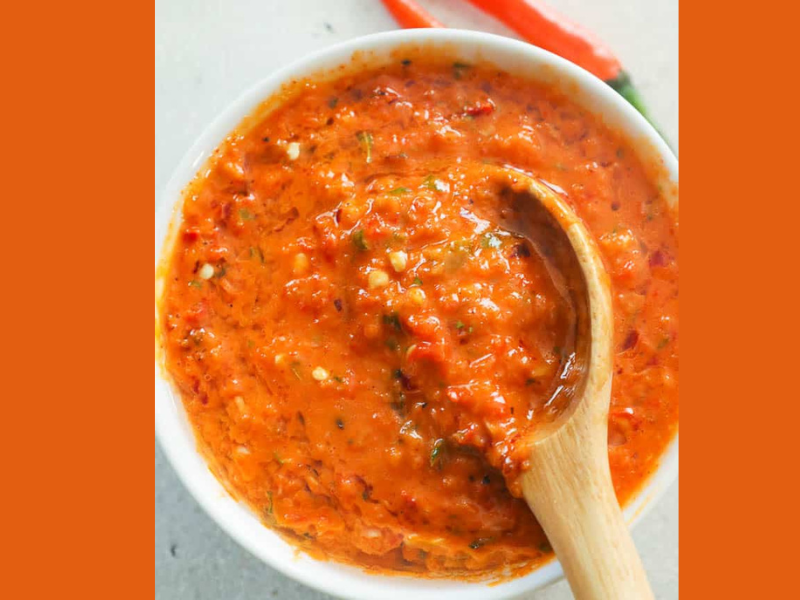 piri piri, chile portugués, cocina portuguesa, gastronomía africana, mestizaje culinario, alheira de Mirandela, embutido portugués, Nando’s, salsa picante, tradición culinaria, chile Capsicum frutescens, especias coloniales, comida tradicional, influencia africana, caldeirada, camarones al piri piri, pollo al churrasco, recetas portuguesas, globalización gastronómica, sabores del mundo