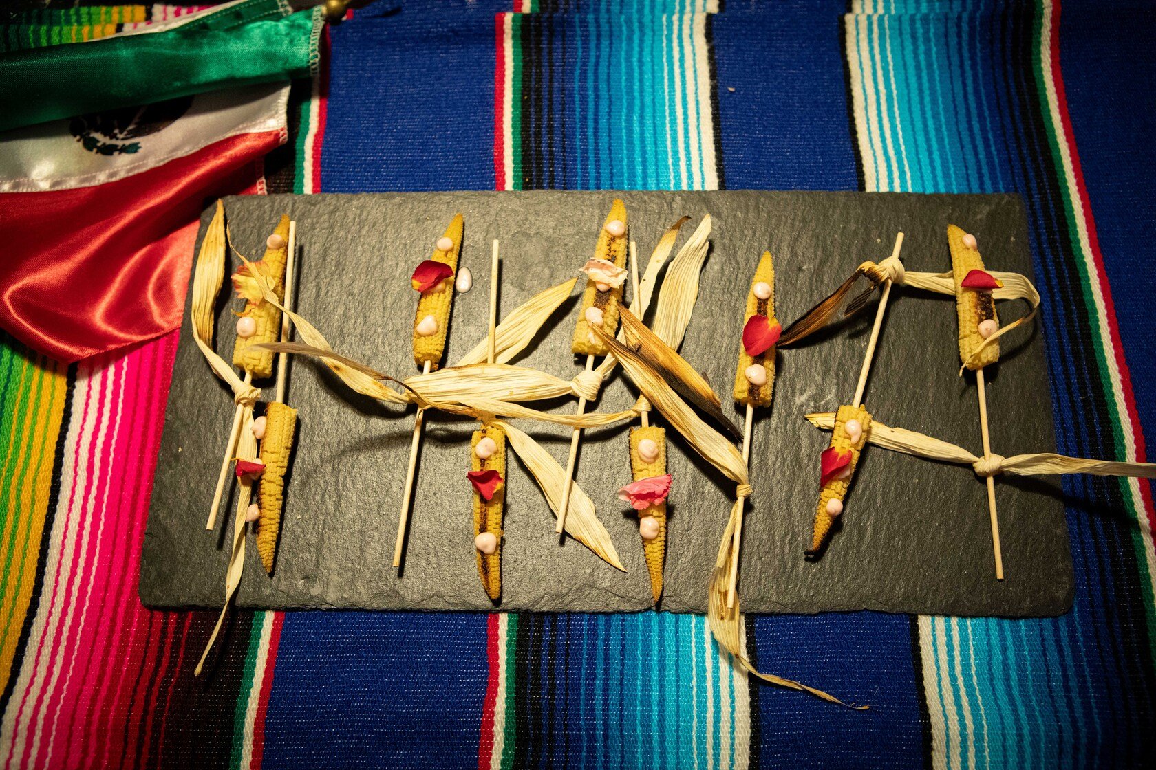 Guanajuato, Donostia-San Sebastián, Turismo, Gastronomía, Historia, Cultura, Diego Rivera, Frida Kahlo, José Alfredo Jiménez, Artesanía, Viñedos, Mezcal, Cocina tradicional, Platillos mexicanos, Festivales, Cervantino, Pintxos, Sabores vascos, Cocina colonial, Intercambio cultural