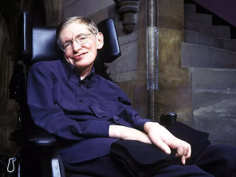 La lista Epstein: Stephen Hawking, en una orgía con menores