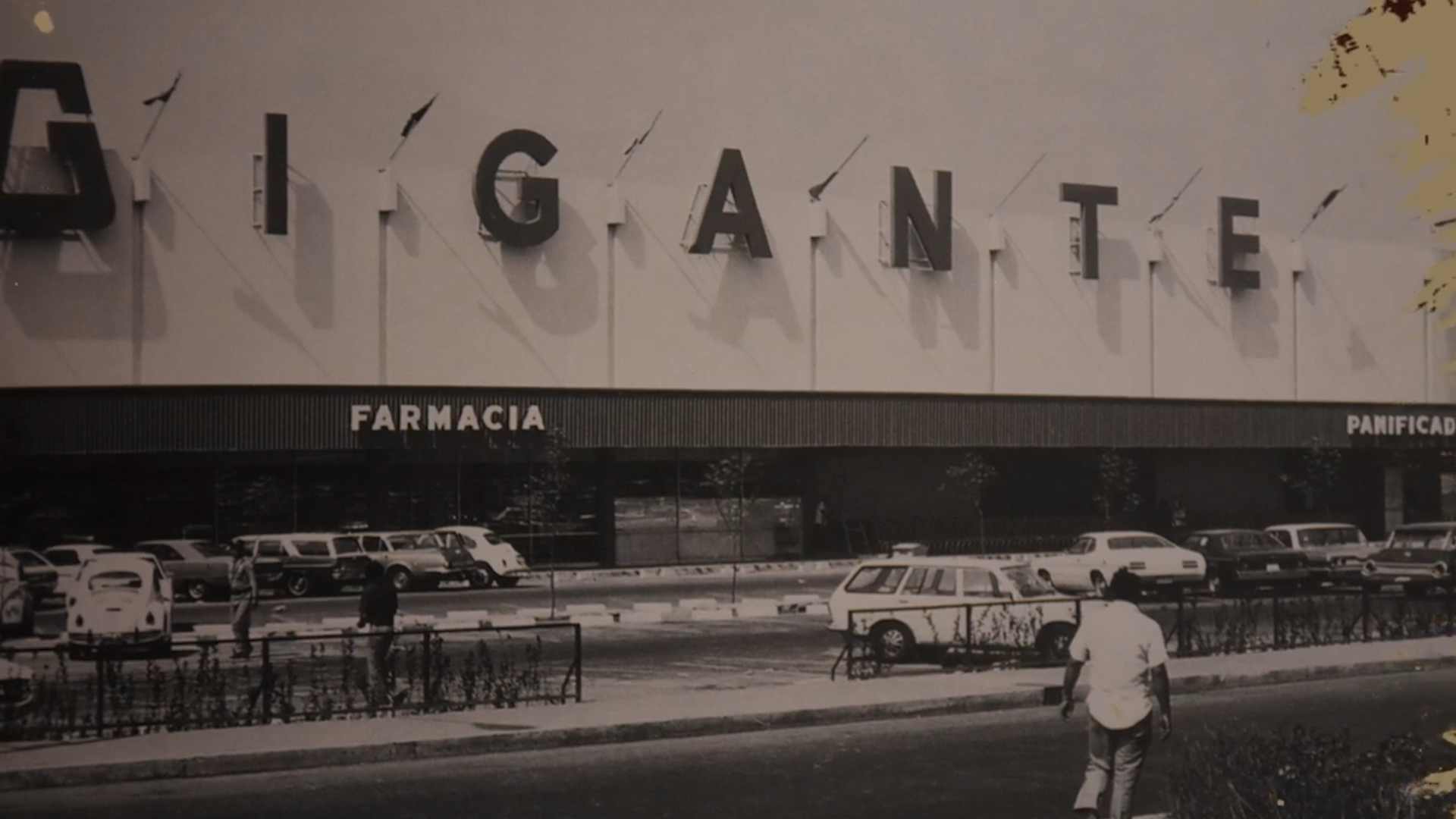 Don Ángel Lozada, Cantabria, Veracruz, Migración, Coraje y tenacidad, Fundador de Gigante, Aventura en alta mar, Historia de vida, Emprendimiento, Inmigración española, Cadena de tiendas Gigante, Legado familiar, Historia conmovedora, Viaje a México, Despedida emocional, Superación personal, España y México, Relatos de familia, Inspiración empresarial, Fundación Gigante