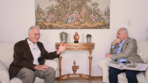 historia familiar, inmigración, familia Devlyn, ópticas en México, William Devlyn, Frank Devlyn, Nelva Mortensen, emigrantes irlandeses, American Dream, Europa siglo XX, Segunda Guerra Mundial, Chicago, Salt Lake City, Colonia Juárez, Illinois College of Optometry, Pennsylvania College of Optometry, Ciudad Juárez, expansión en México, empresa familiar, éxito empresarial