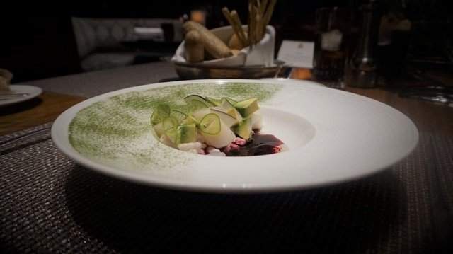 alta cocina, gastronomía francesa, gastronomía mexicana, experiencia epicúrea, multisensorial, La Table Krug, hotel St. Regis, Ciudad de México, cocina de lujo, Moët Hennessy México, Maison Krug, champán, menú maridaje, ingredientes sorprendentes, maridaje de vinos, postre de pepino, cocina innovadora, haute cuisine, experiencia gastronómica, mesa exclusiva, sorpresa culinaria