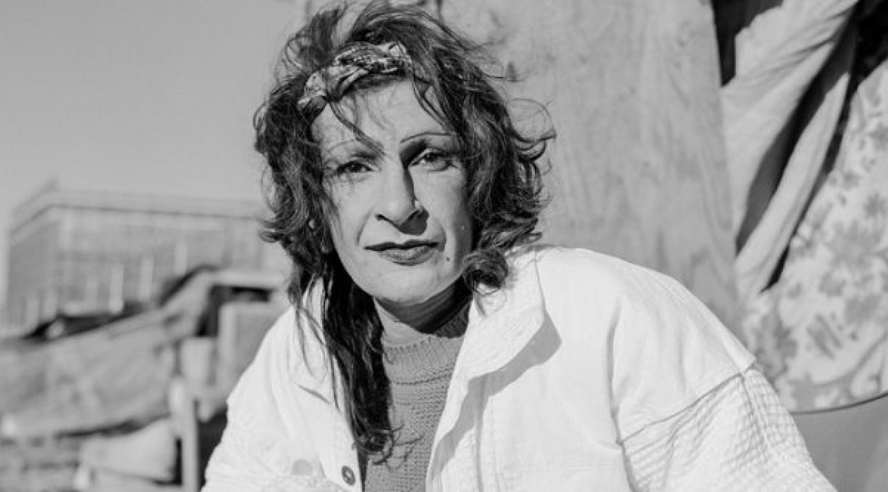 representación trans, trans, medios de comunicación, visibilidad, aceptación social, industria mediática, estigmatización, autenticidad, inclusión, narrativas propias, derechos trans, Sylvia Rivera, Lili Elbe, Laverne Cox, Elliot Page, Caitlyn Jenner, cambio social, diversidad, identidad de género, activismo, igualdad, Museo Nacional del Latino Estadounidense, ULPGC, Vogue España, Big Data Sports, BBC, eddy warman, eddy warman de noche, eddy warman tv, eddy warman cine, 